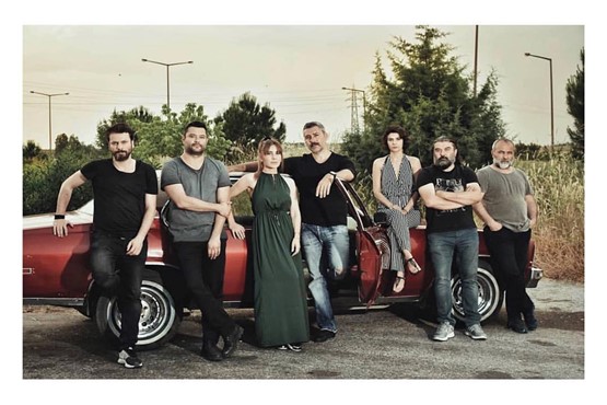 Oyuncularımız Eda Erol ve Umut Özkan’ın rol aldıkları ve Orhan Kılıç’ın yönettiği ‘En Uzun Gece’ filminin çekimleri sona erdi.