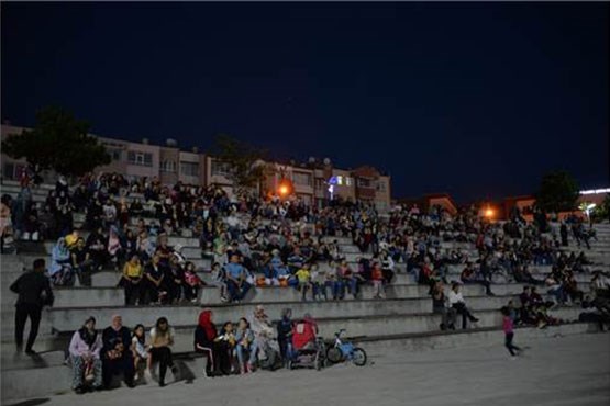 Sinema Festivali'nde “Tatlı Bela” İzleyenleri Eğlendirdi
